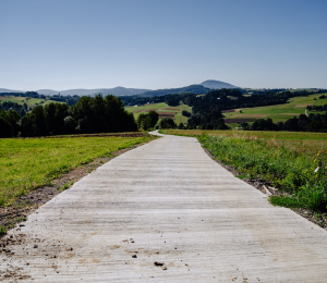 2 kilometry nowych dróg betonowych w Gminie Grybów