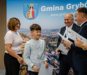 324 Stypendystów i 343 tyś. zł przeznaczone na stypendia!