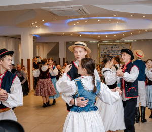 10 lat Dziecięco-Młodzieżowego Zespołu Regionalnego „Pogórzańskie Dzieci” z Kąclowej